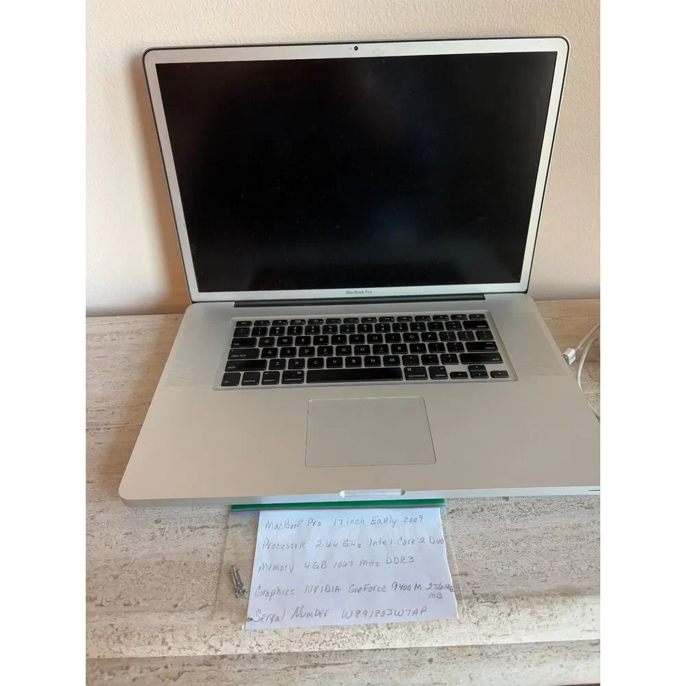 MacBook Pro 17